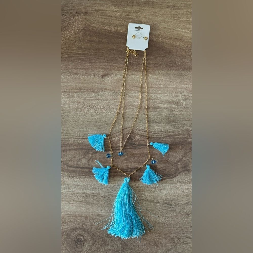 Multi-Strand Layered Gold Toned Fashion Necklace with Stud Earrings Teal Tassels